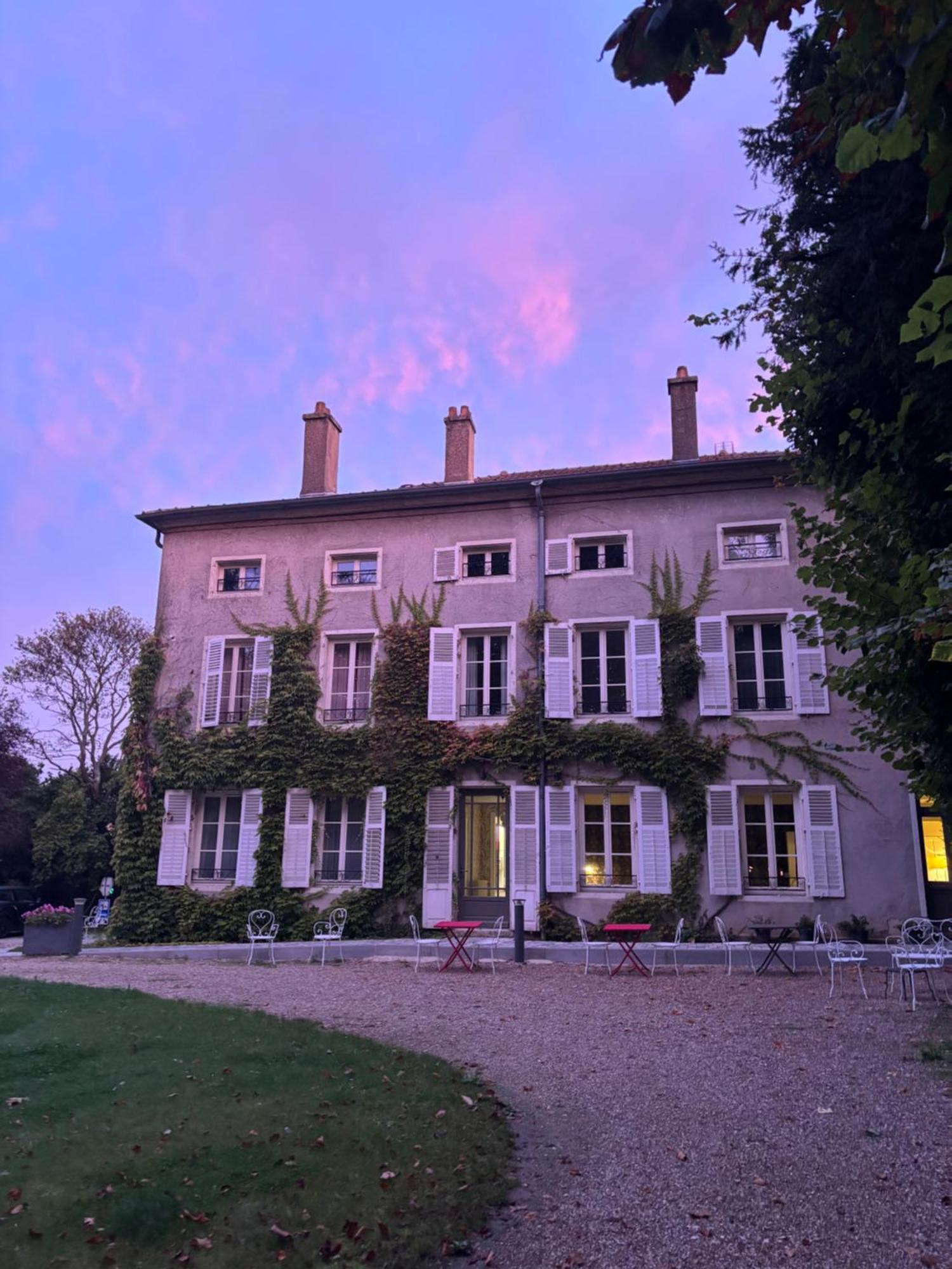 Logis Hotel Du Parc Pont-à-Mousson Exterior foto